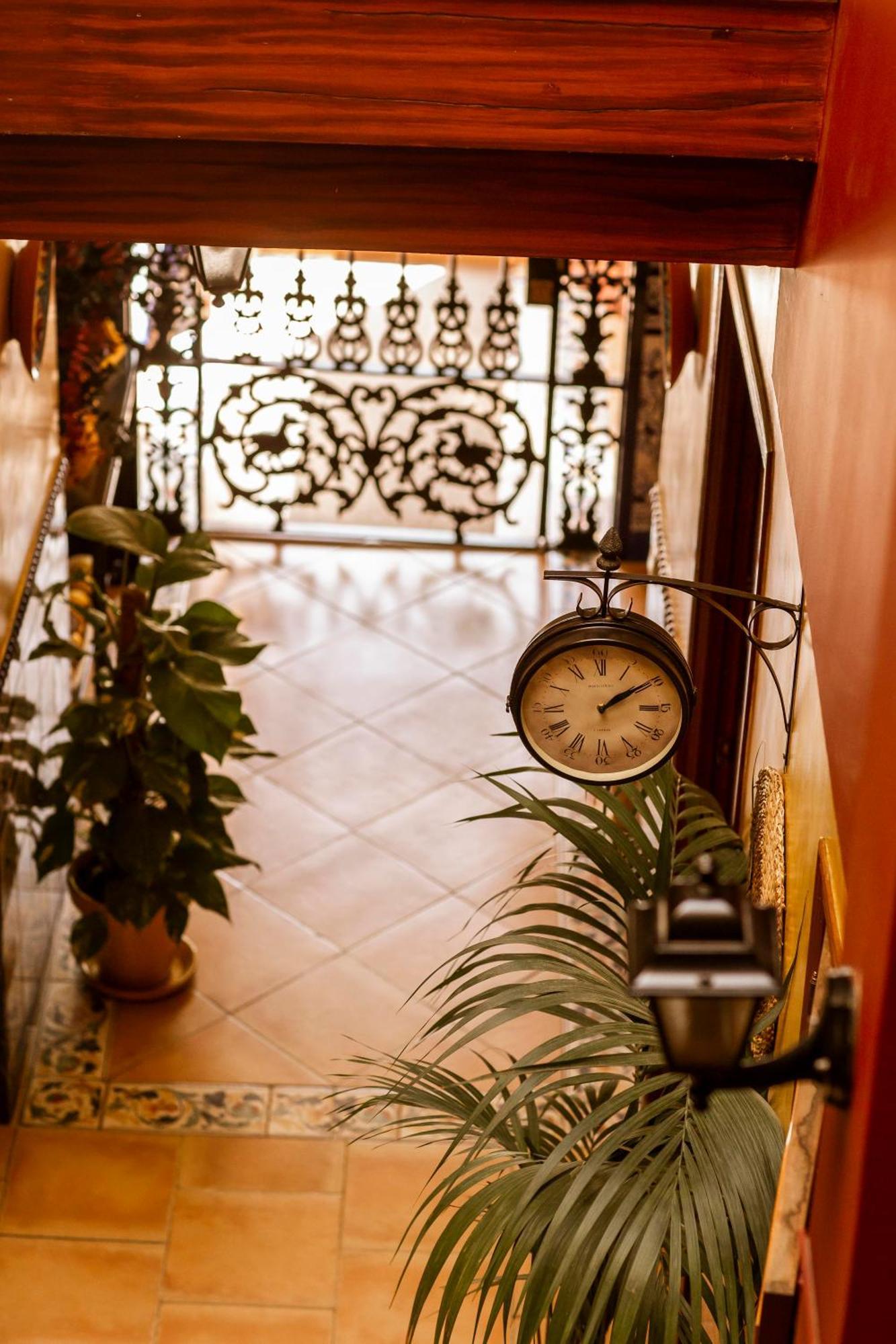 Pension Macarena Sevilla Exterior foto