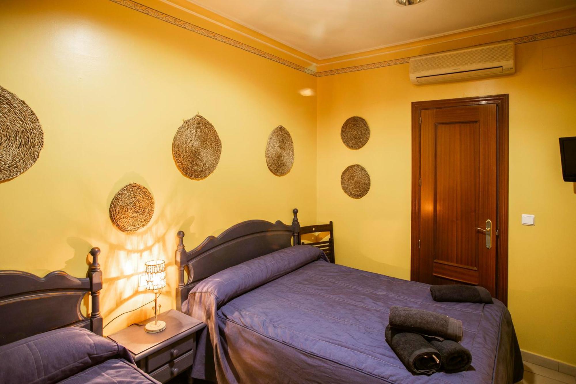 Pension Macarena Sevilla Exterior foto