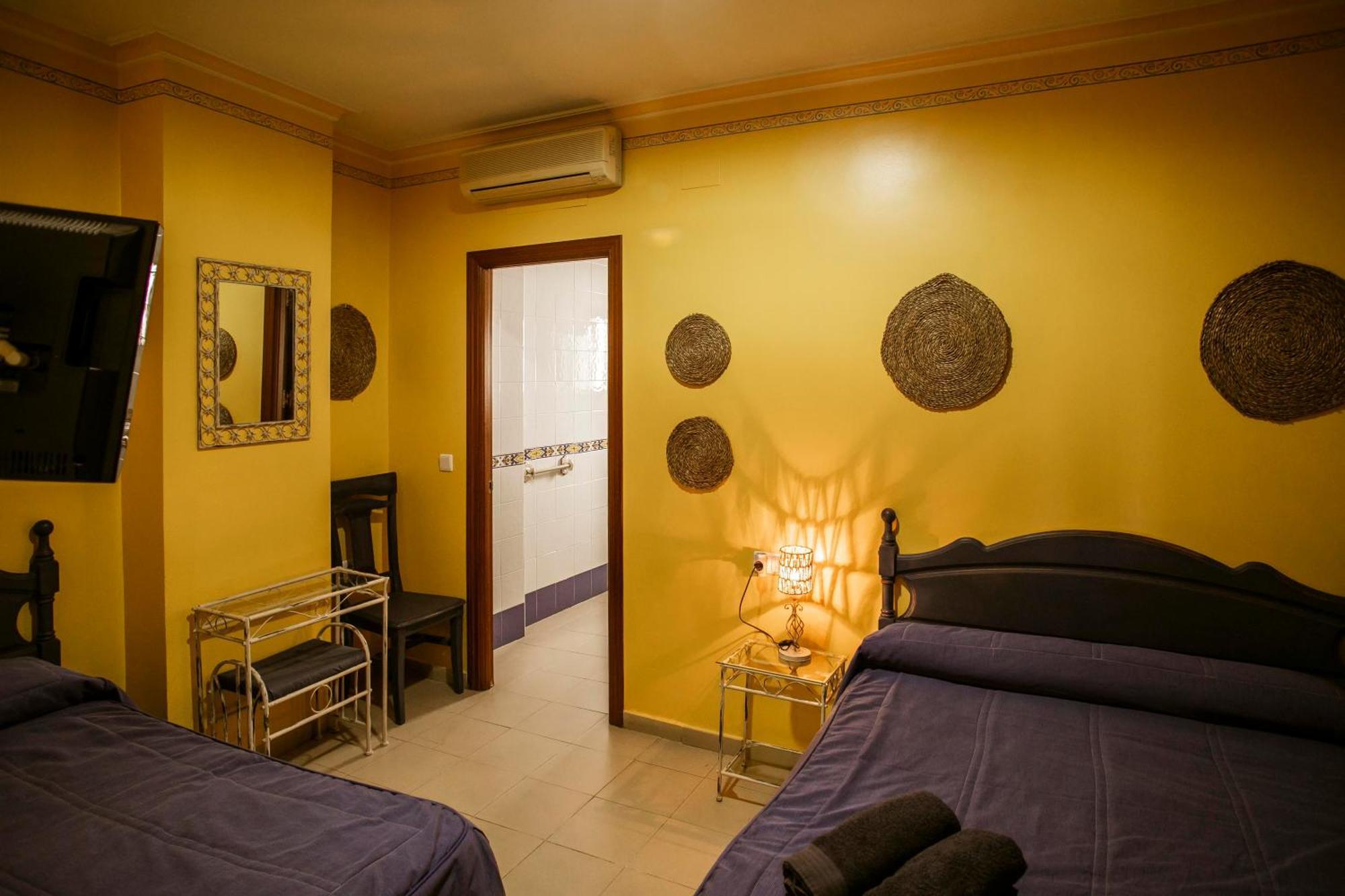 Pension Macarena Sevilla Exterior foto
