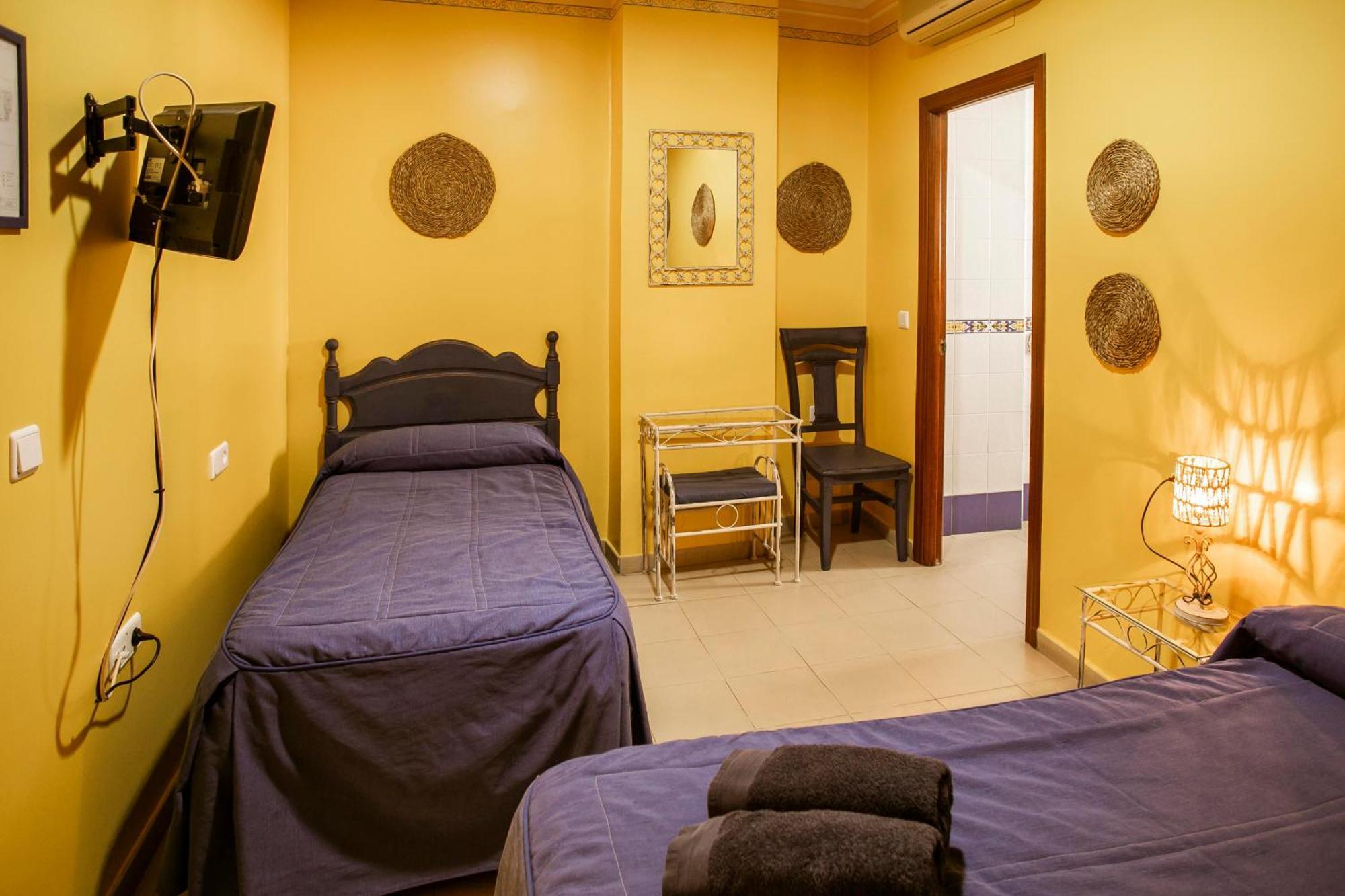 Pension Macarena Sevilla Exterior foto
