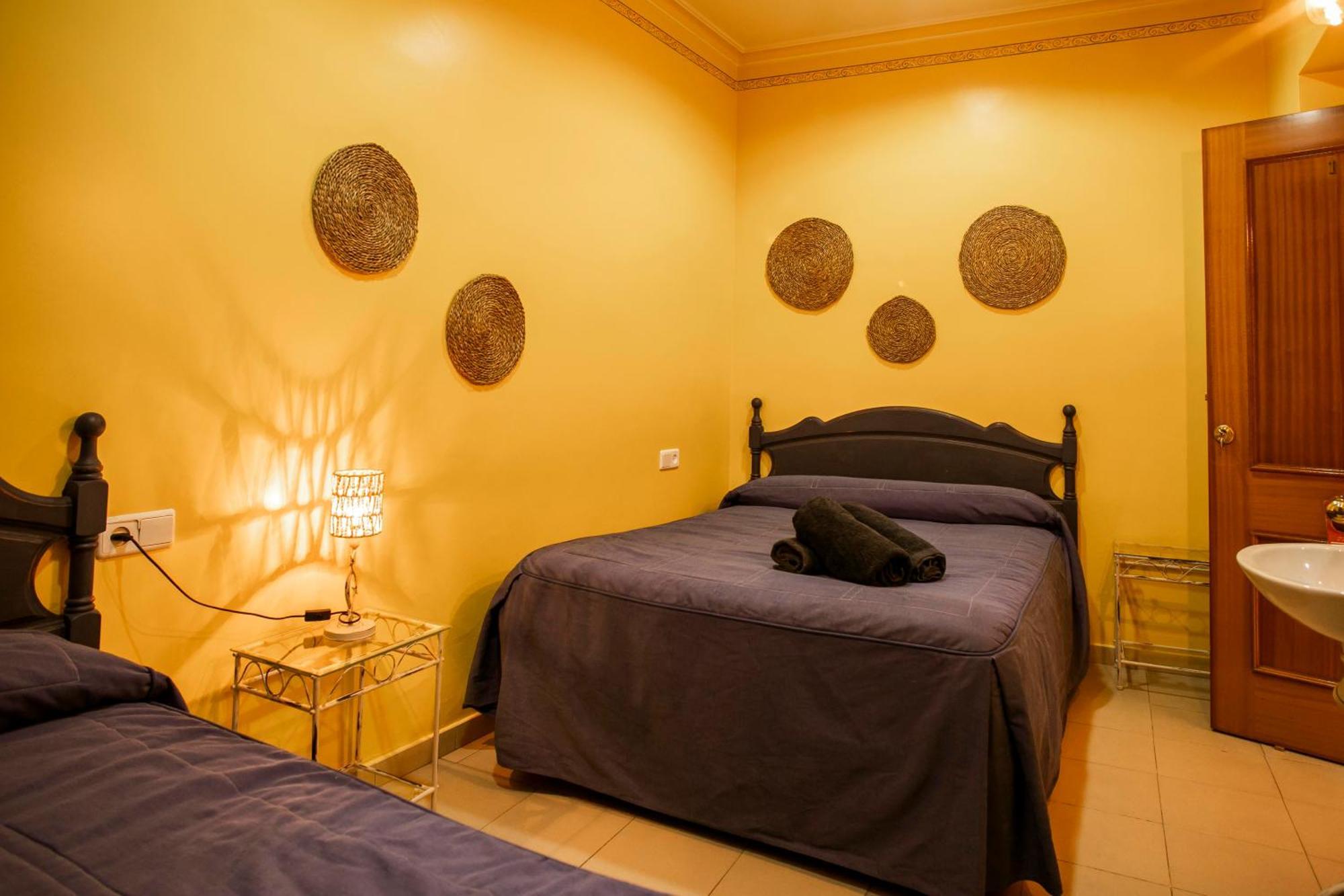 Pension Macarena Sevilla Exterior foto