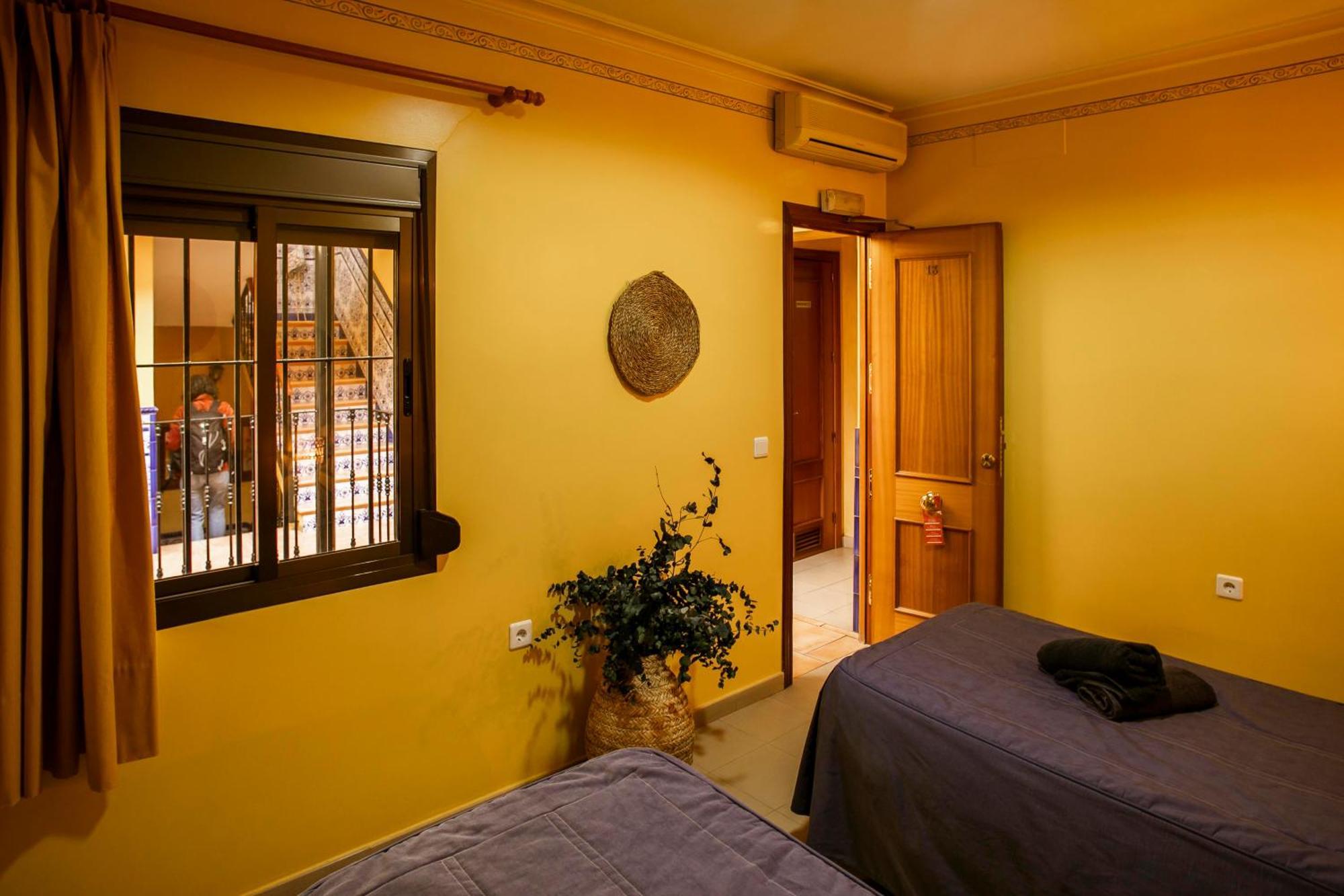 Pension Macarena Sevilla Exterior foto