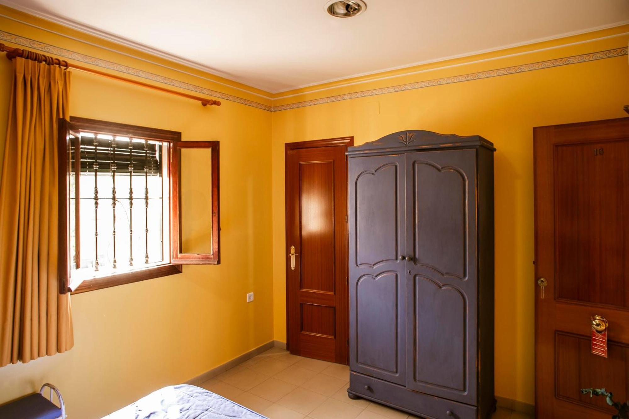 Pension Macarena Sevilla Exterior foto