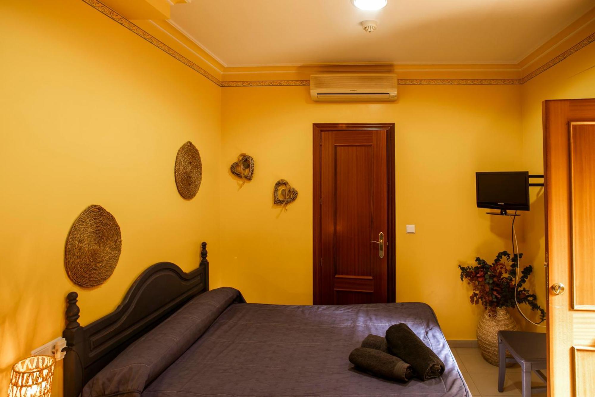Pension Macarena Sevilla Exterior foto